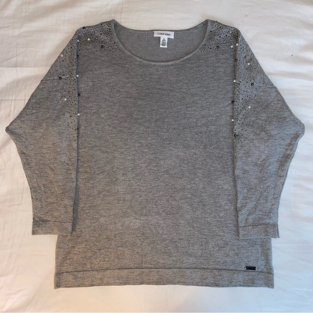 Calvin Klein Sweater. Size: Small